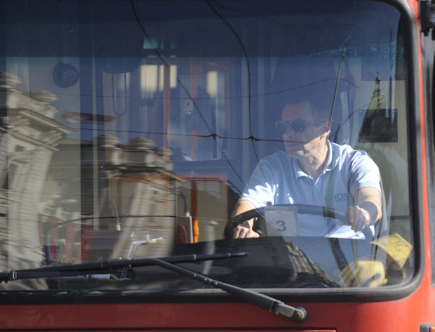 Возачи ГСП у униформама: Кравата може и не мора